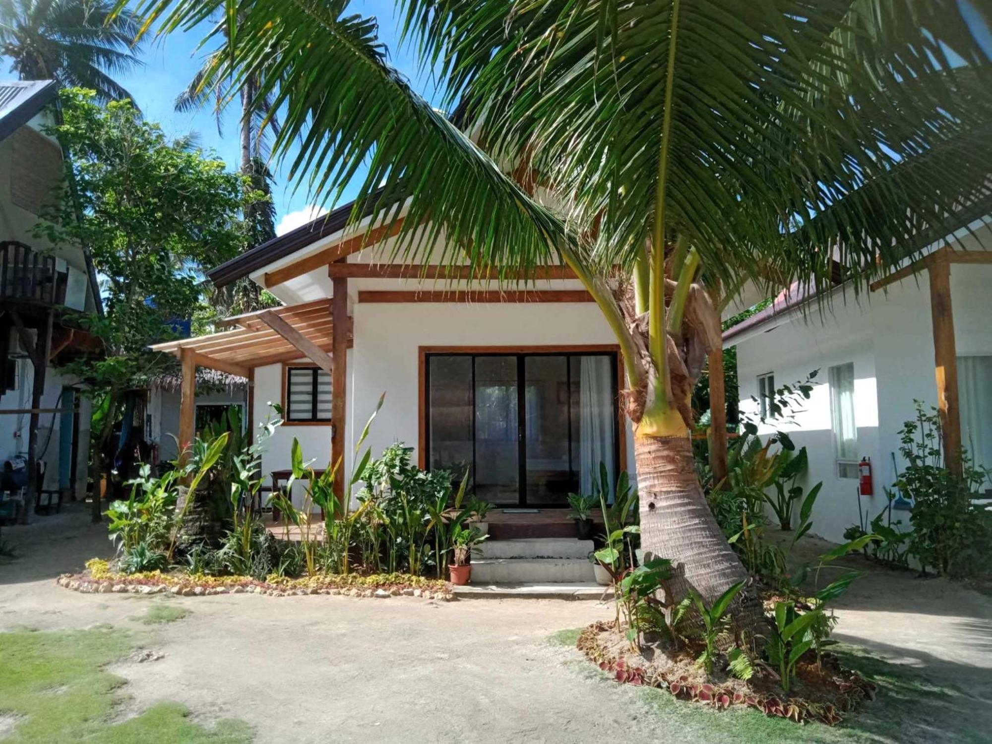 Helmina'S Villas General Luna  Exterior photo