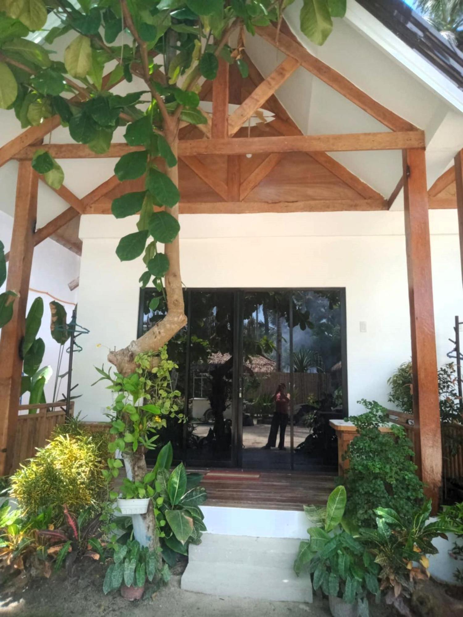 Helmina'S Villas General Luna  Exterior photo
