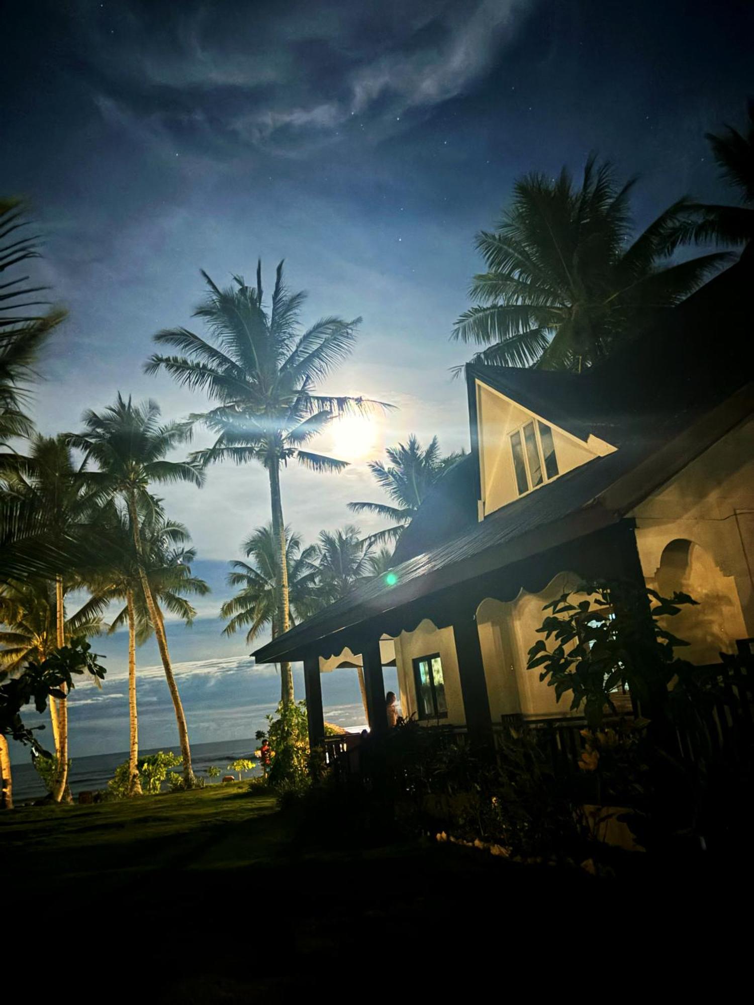 Helmina'S Villas General Luna  Exterior photo